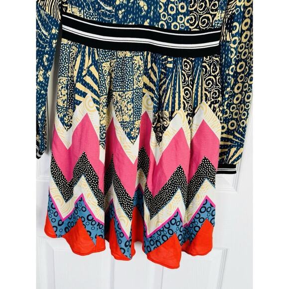 Maeve/Anthropologie Sporty Chevron Dress size 6 Long Sleeve Fit And Flare - Picture 6 of 10